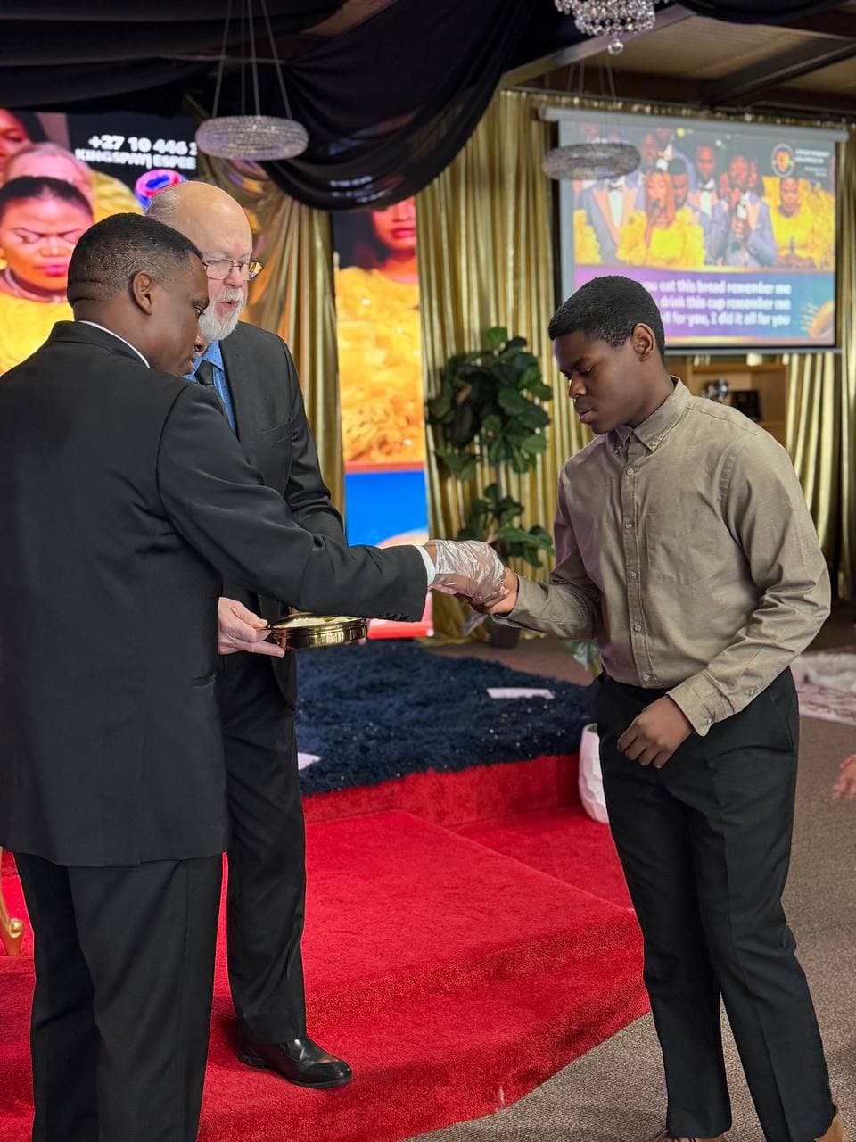 Christ Embassy Columbus Indiana - Church Service Slide 19